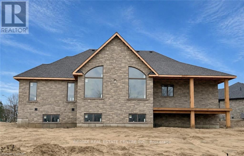 16 Albert Street, Wellesley, Ontario  N0B 2M0 - Photo 4 - X13054018