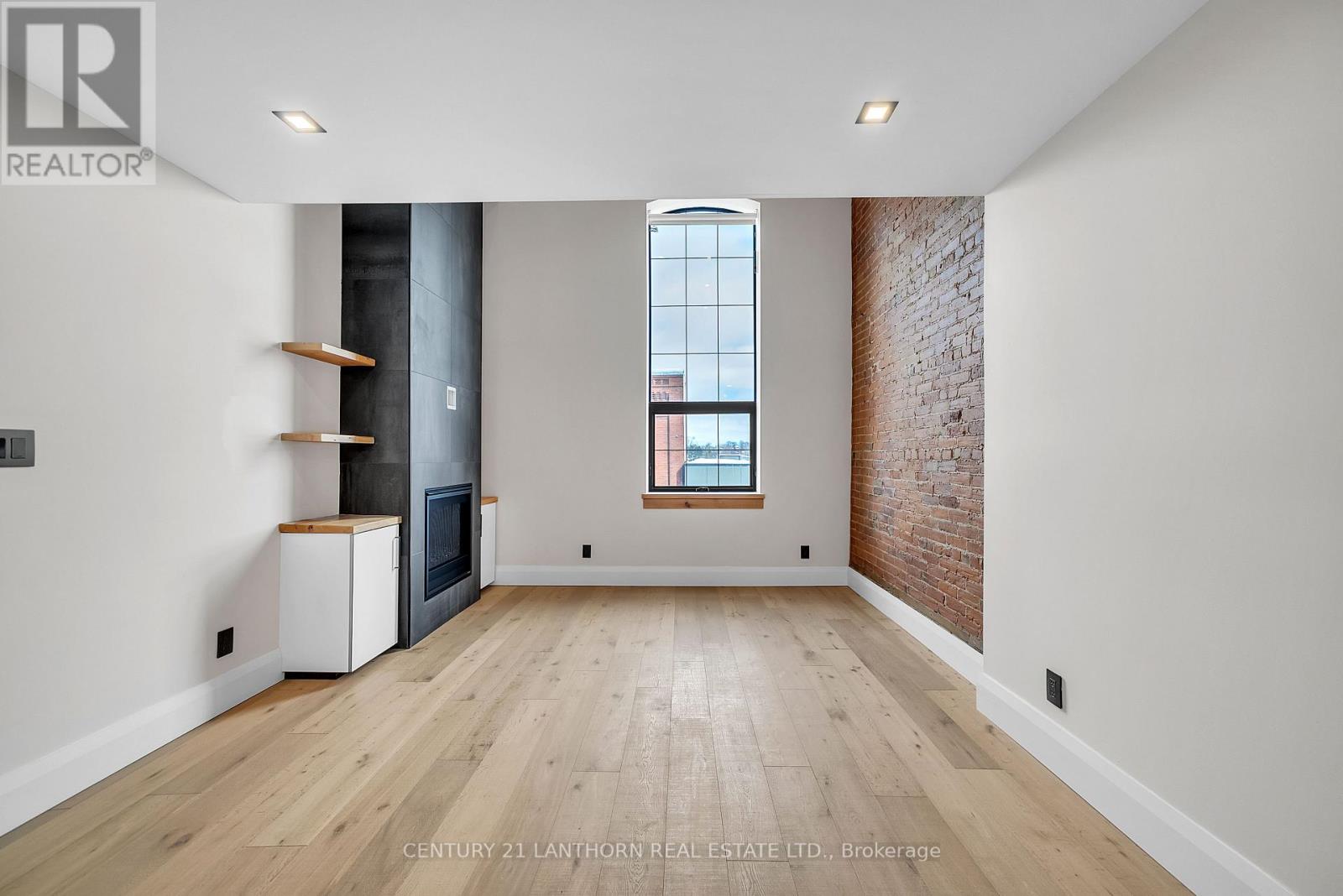 Unit # 5 - 38 Front Street, Quinte West, Ontario  K8N 4N2 - Photo 11 - X11980483