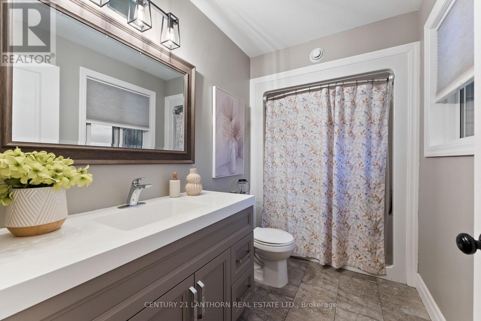 20846 Loyalist Parkway, Prince Edward County, Ontario  K0K 1T0 - Photo 22 - X12712124