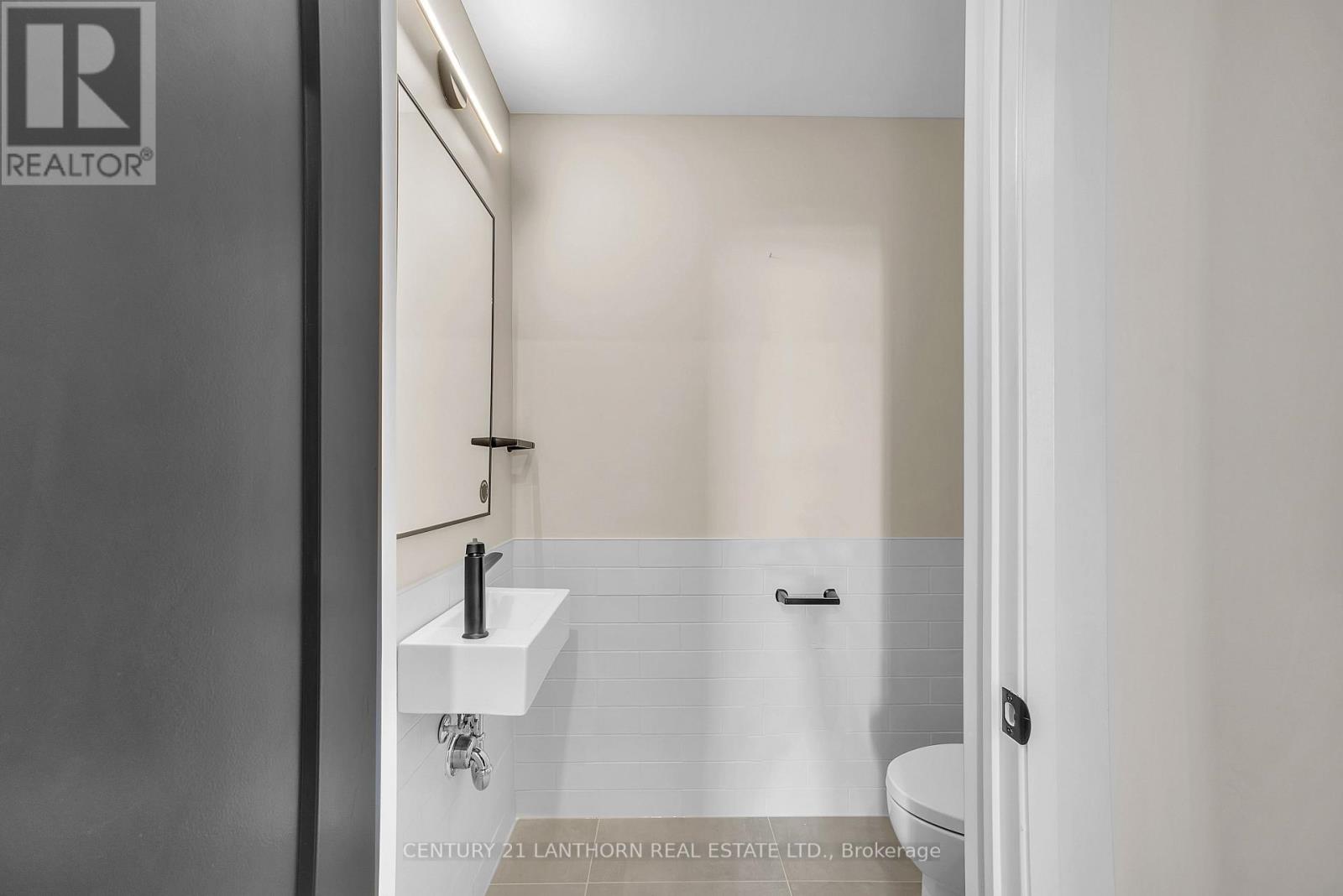 Unit # 1 - 38 Front Street, Quinte West, Ontario  K8N 4N2 - Photo 6 - X12916158