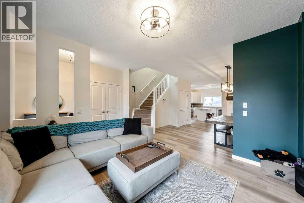 2624 Reunion Square Nw, Airdrie, Alberta  T4B 0Z1 - Photo 7 - A2303006