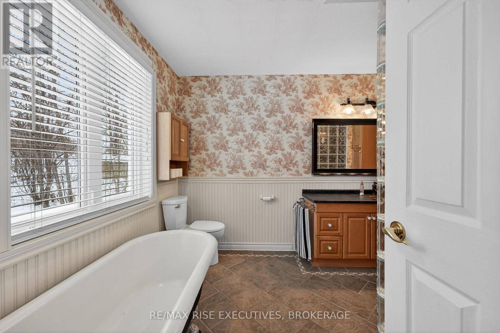 8 New Street, Rideau Lakes, Ontario  K0G 1P0 - Photo 17 - X13054144