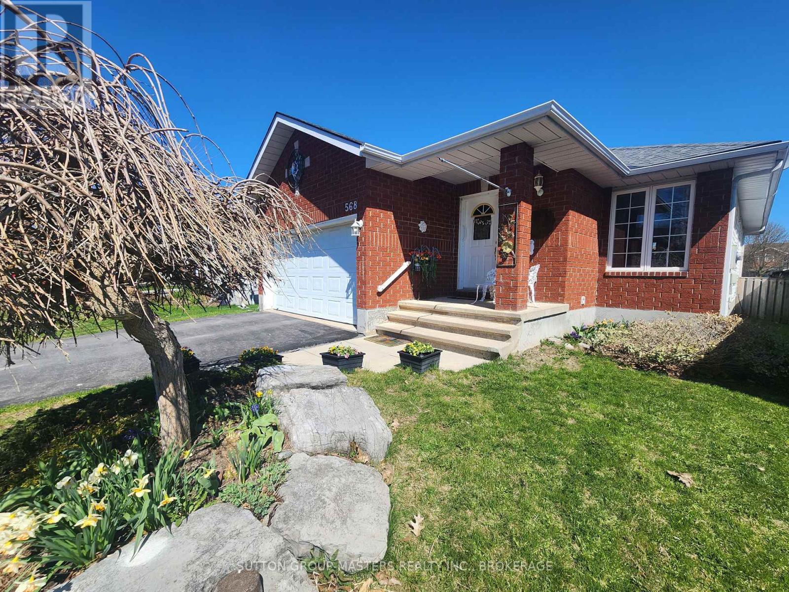 568 Roosevelt Drive, Kingston, Ontario  K7M 8Z7 - Photo 3 - X13054146