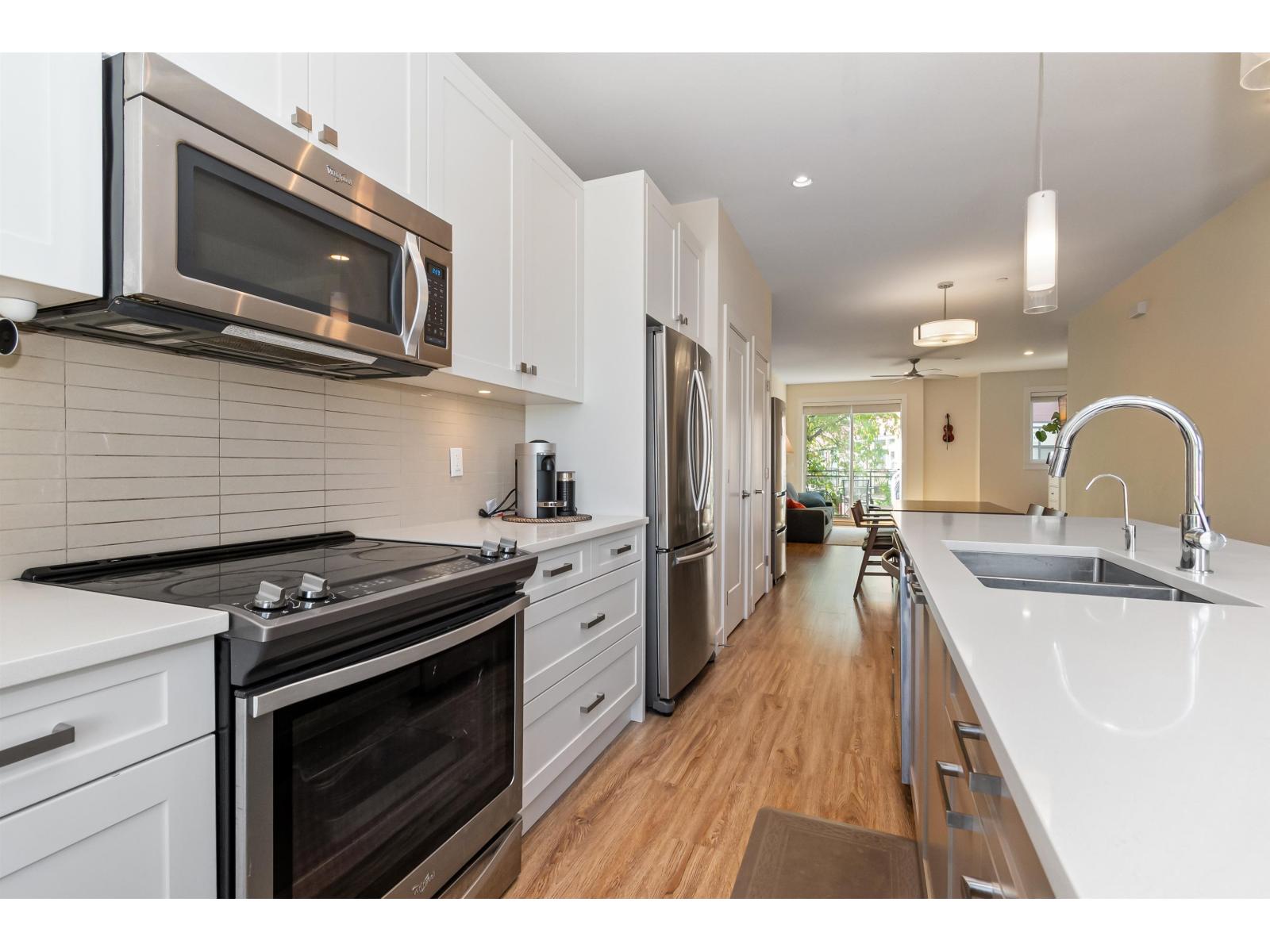 30 45615 Tamihi Way, Garrison Crossing, Chilliwack, British Columbia  V2R 0X4 - Photo 12 - R3116758