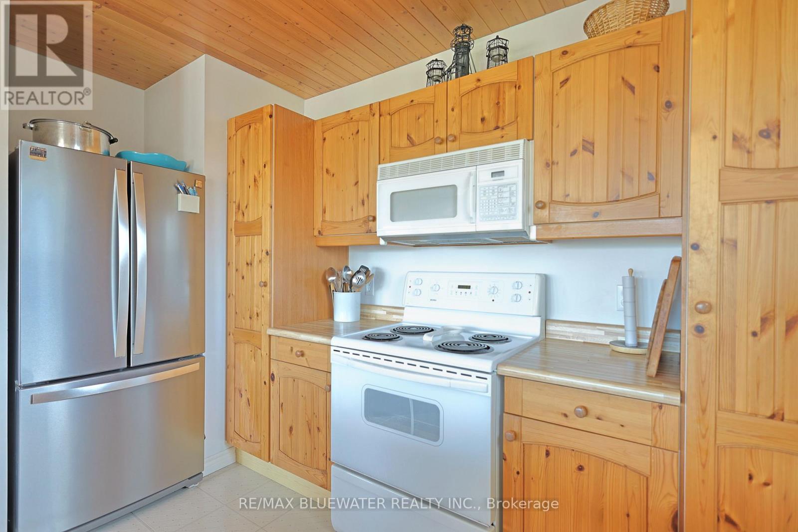 74156 Bluehaven Beach Drive, Bluewater, Ontario  N0M 2T0 - Photo 24 - X13054132