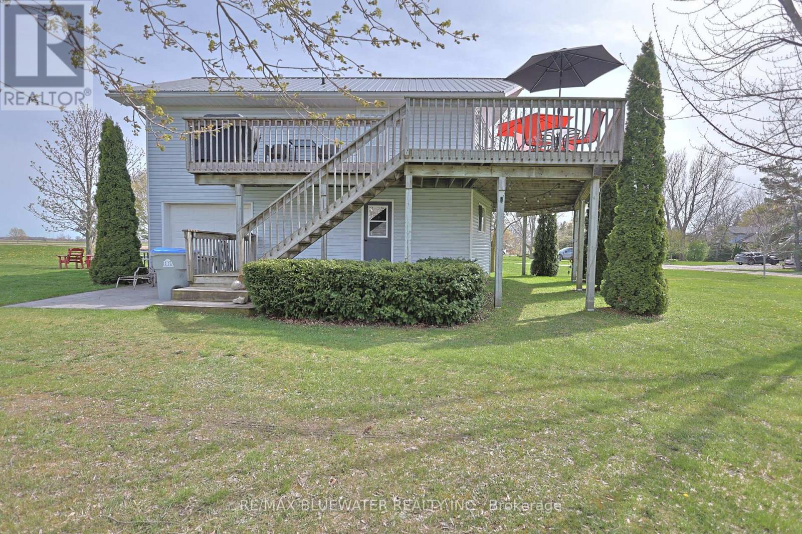 74156 Bluehaven Beach Drive, Bluewater, Ontario  N0M 2T0 - Photo 8 - X13054132
