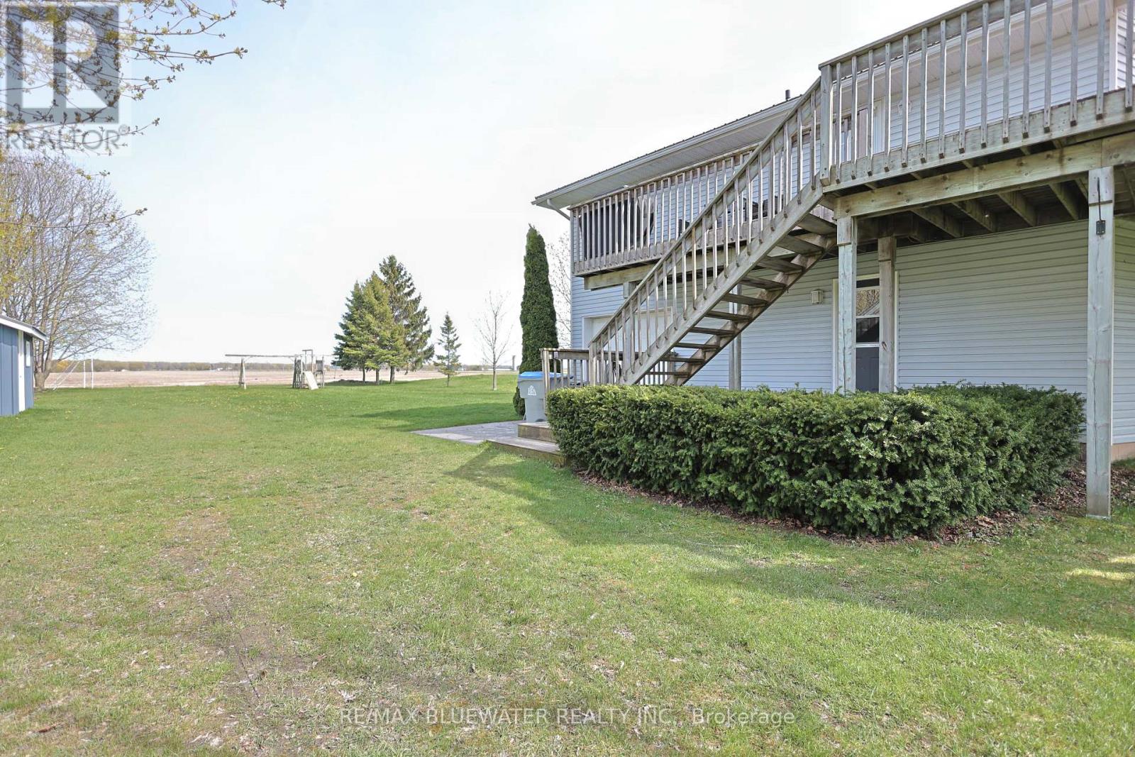 74156 Bluehaven Beach Drive, Bluewater, Ontario  N0M 2T0 - Photo 9 - X13054132
