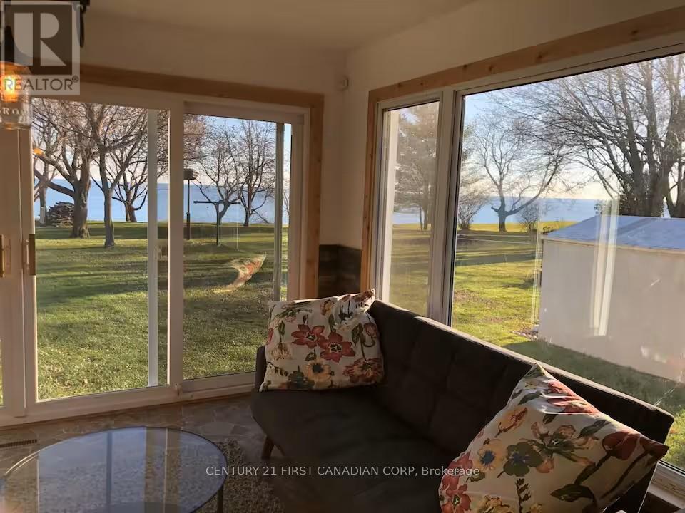 4578 Talbot Trail, Chatham-Kent, Ontario  N0P 2A0 - Photo 5 - X13054160