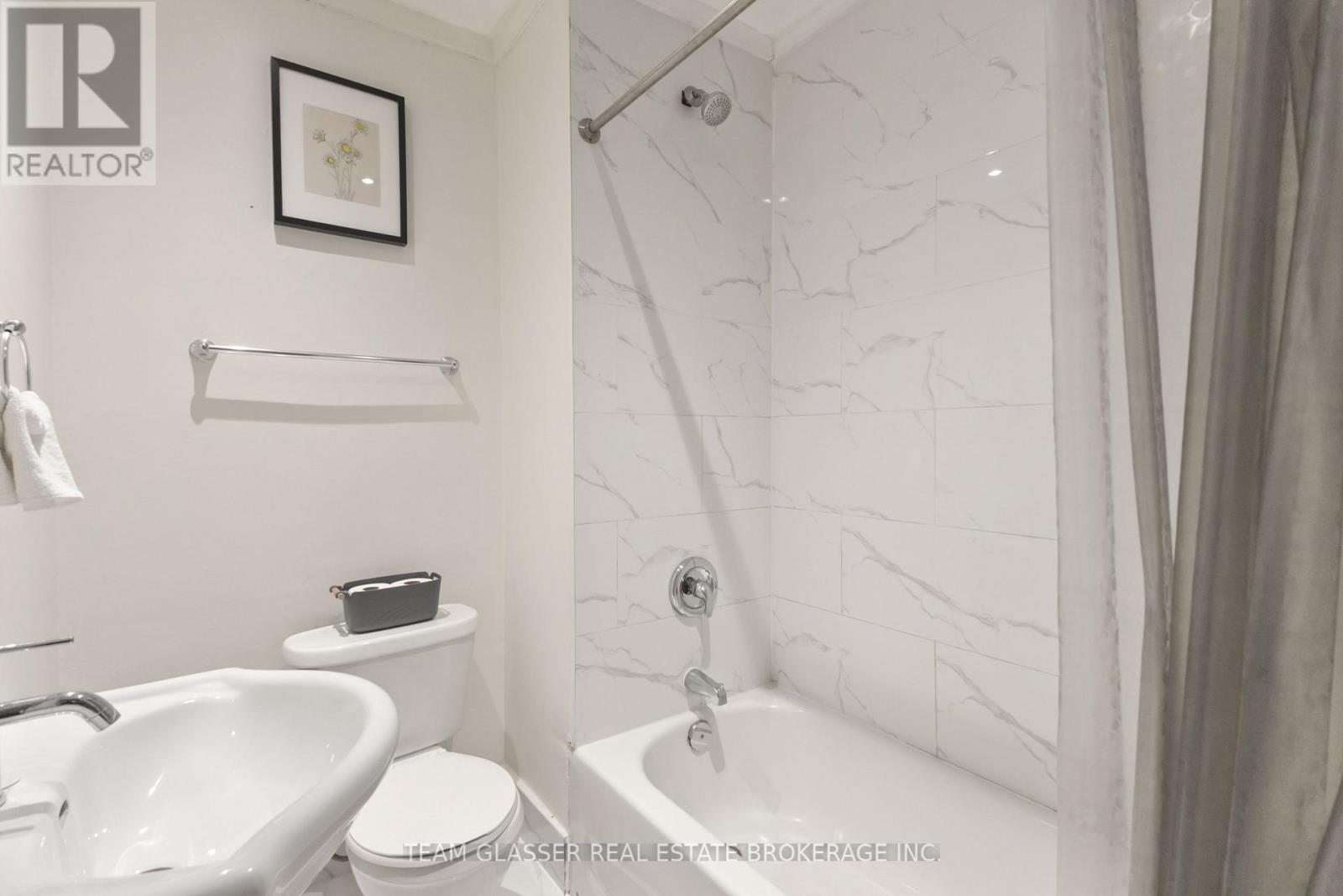 342 Richmond Street, London East, Ontario  N6A 3C3 - Photo 8 - X13054230