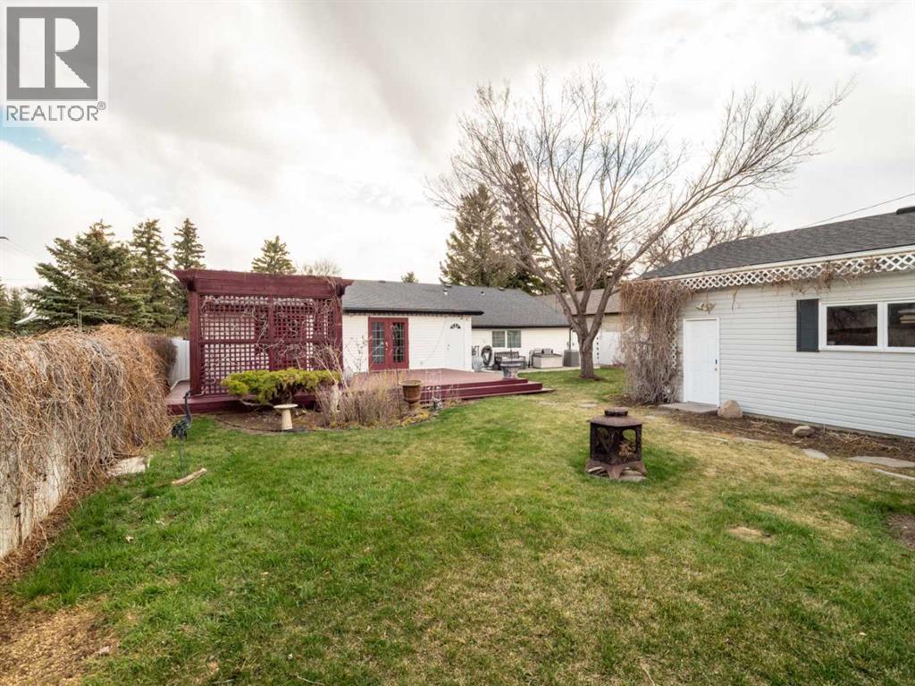 1006 9 Street N, Lethbridge, Alberta  T1H 1Z8 - Photo 42 - A2303858