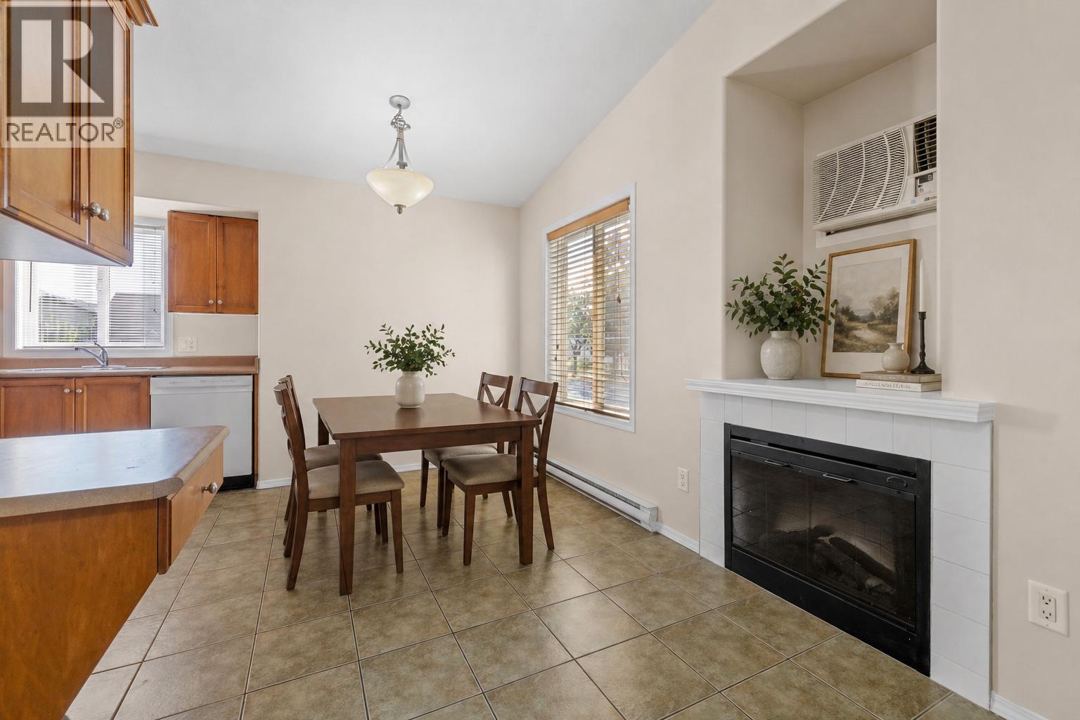 1320 Graham Street, Kelowna, British Columbia  V1Y 9X7 - Photo 11 - 10383809