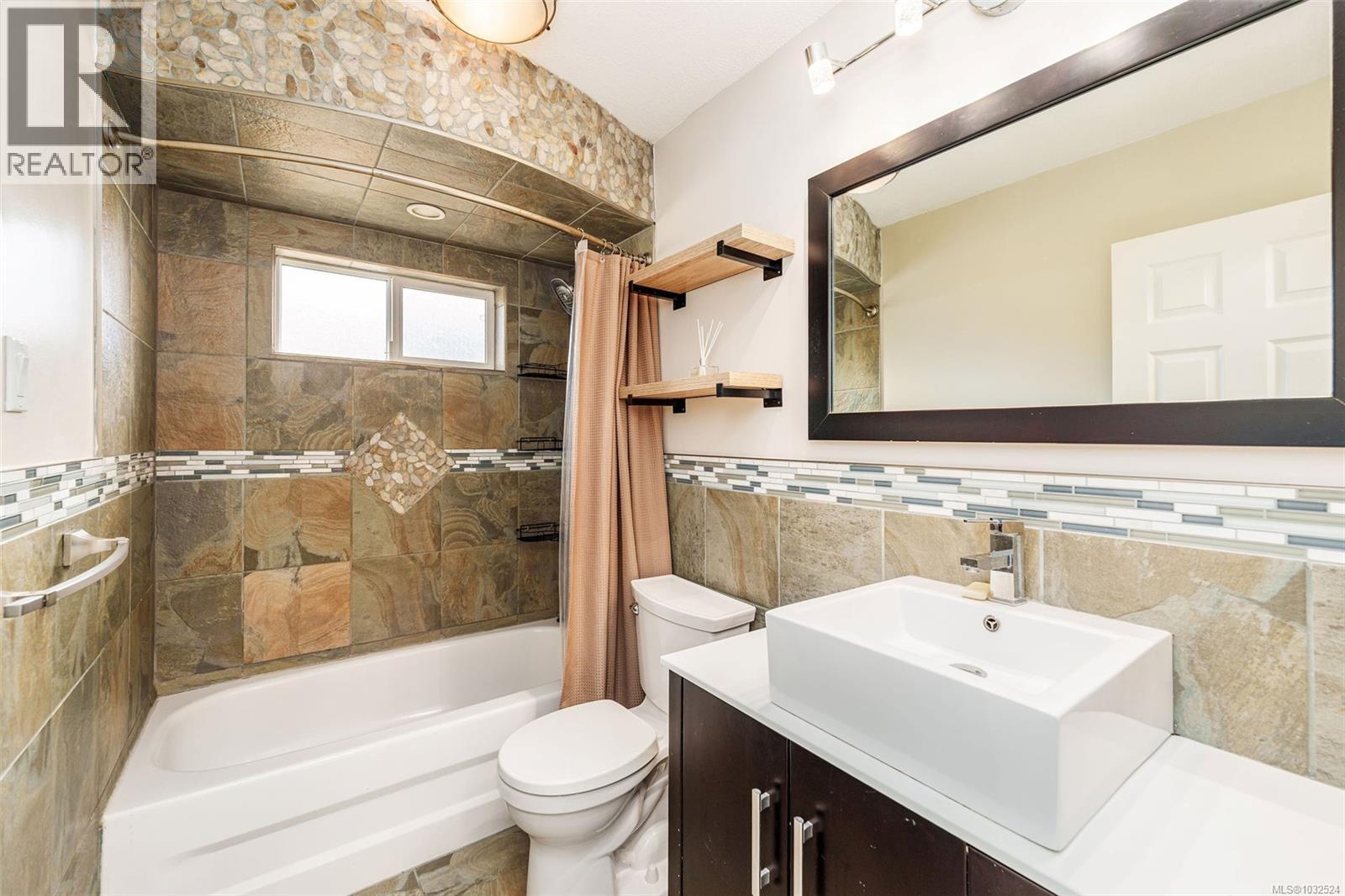 298 Carnduff Pl, Nanaimo, British Columbia  V9R 6Y5 - Photo 25 - 1032524