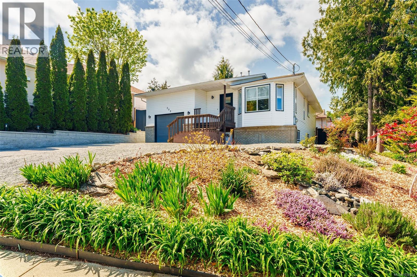 298 Carnduff Pl, Nanaimo, British Columbia  V9R 6Y5 - Photo 3 - 1032524