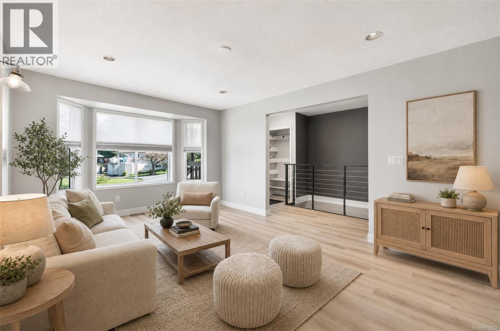 298 Carnduff Pl, Nanaimo, British Columbia  V9R 6Y5 - Photo 5 - 1032524