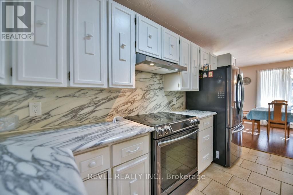 459 Pine Street N, Timmins, Ontario  P4N 6L8 - Photo 3 - T13053094