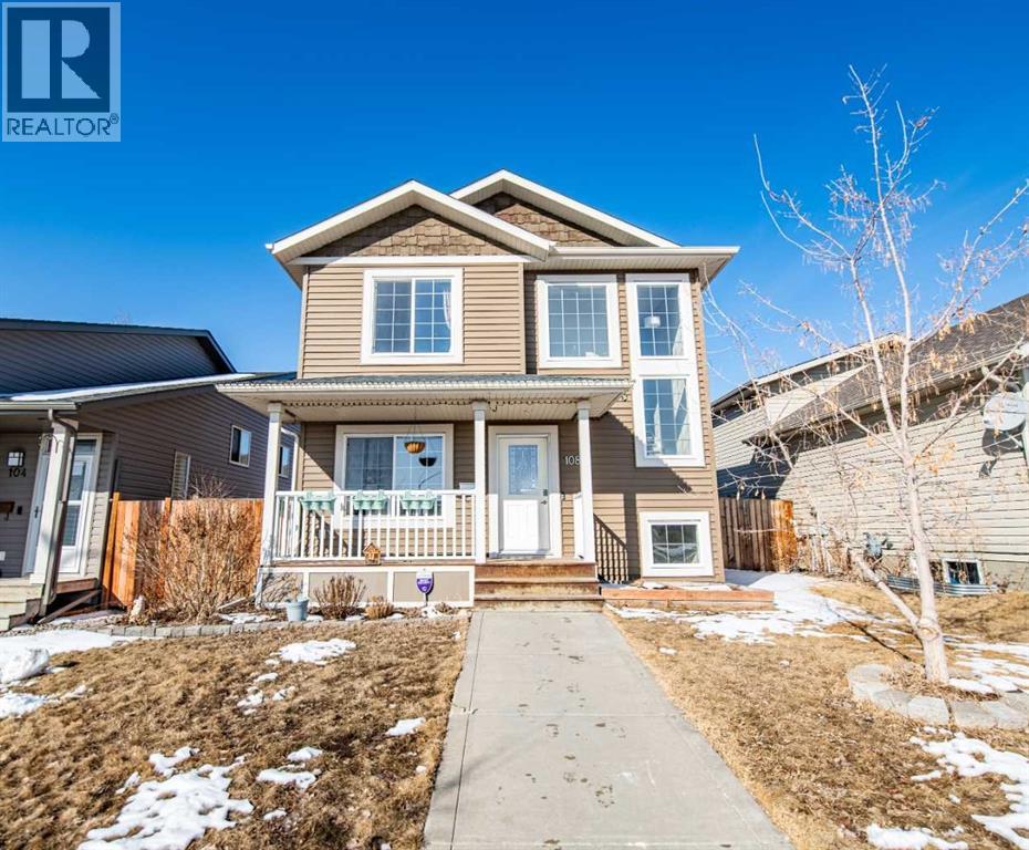 108 Pioneer Way, Blackfalds, Alberta  T0M 0J0 - Photo 2 - A2273308