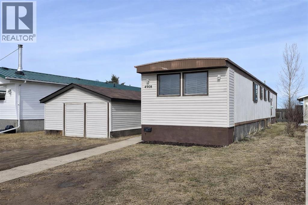 4908 55 Avenue, Camrose, Alberta  T4V 3A4 - Photo 2 - A2296394