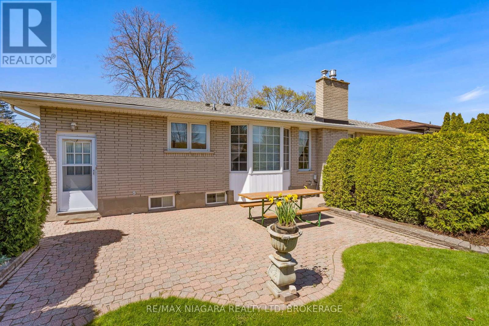 10 King's Grant Road, St. Catharines, Ontario  L2N 2R8 - Photo 30 - X13054228