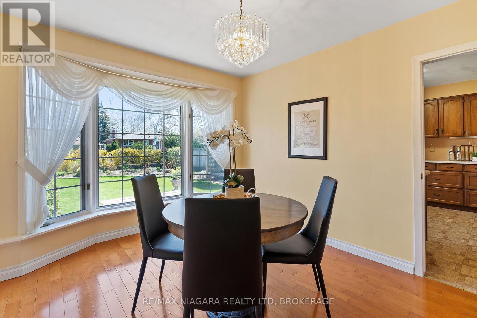 10 King's Grant Road, St. Catharines, Ontario  L2N 2R8 - Photo 9 - X13054228