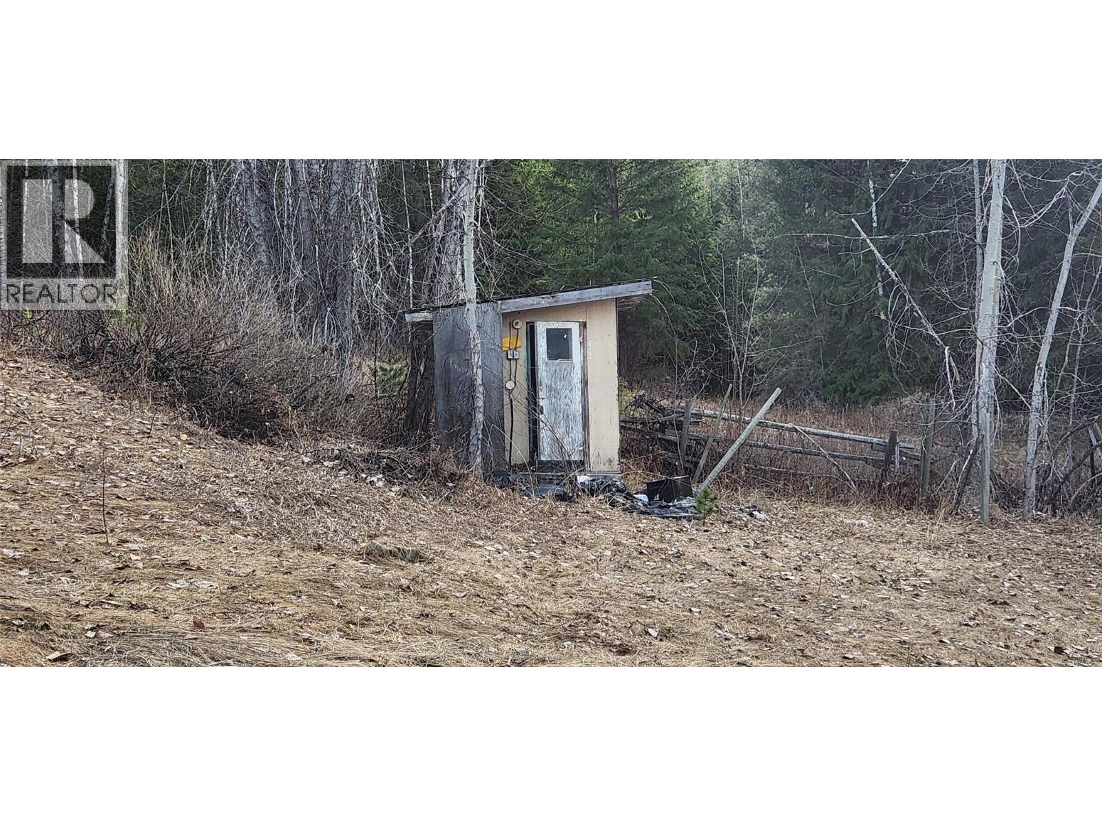 3584 Barriere South Road, Barriere, British Columbia  V0E 1E0 - Photo 35 - 10384943