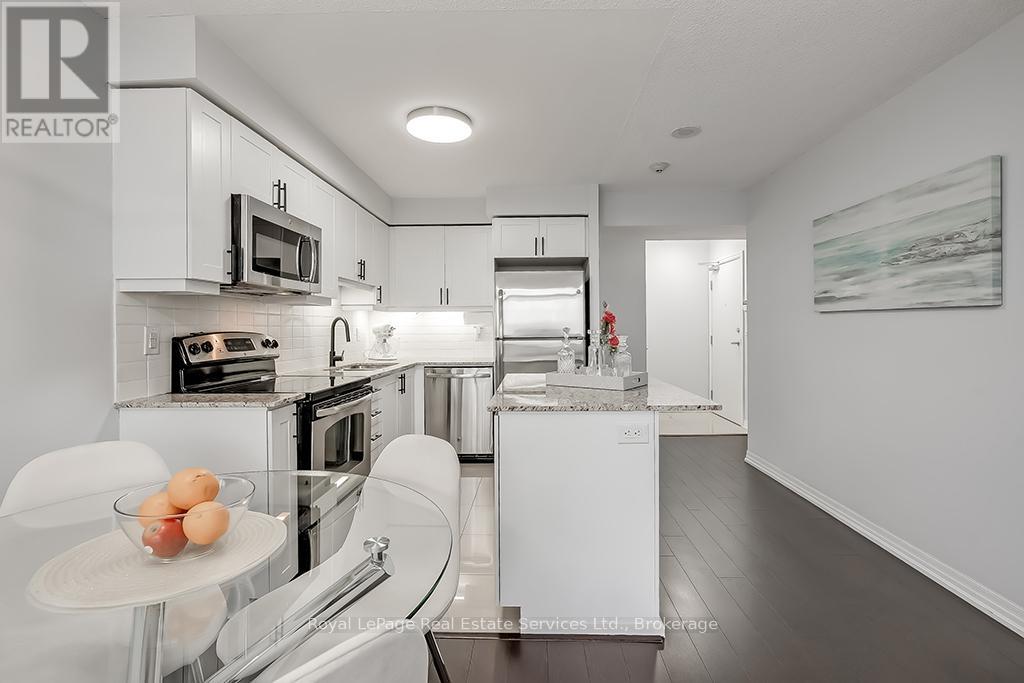 1205 - 1940 Ironstone Drive, Burlington, Ontario  L7L 0E4 - Photo 14 - W13054180