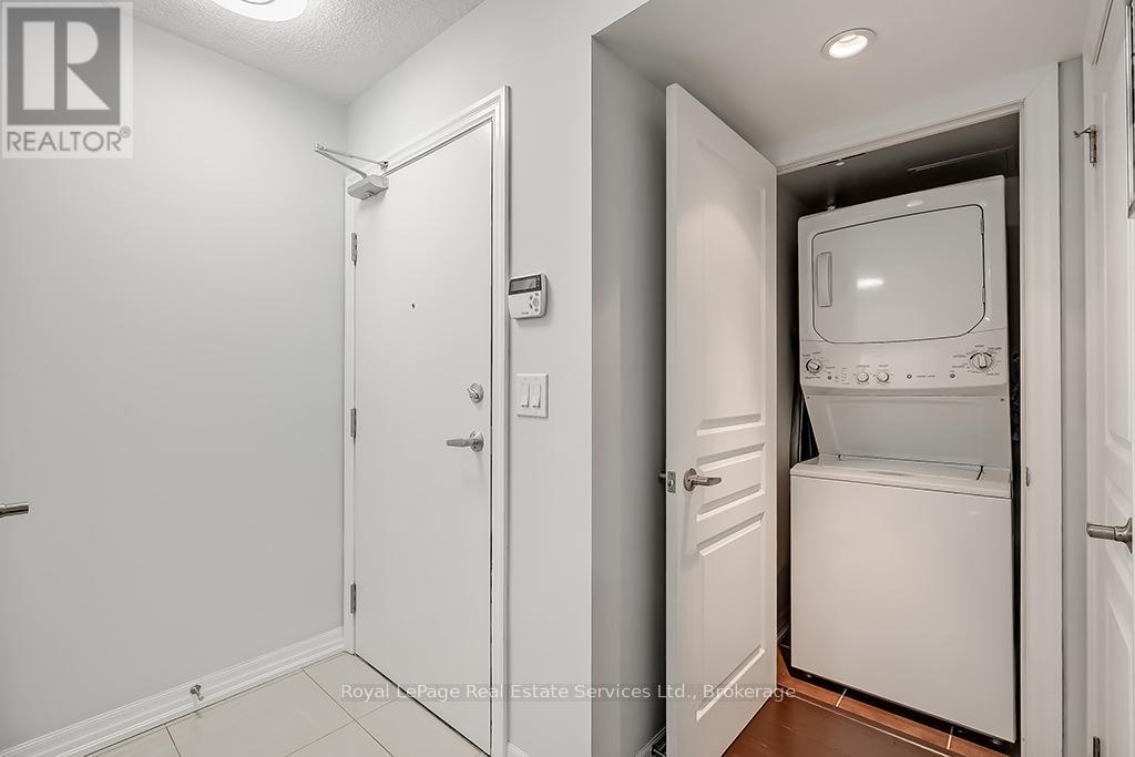 1205 - 1940 Ironstone Drive, Burlington, Ontario  L7L 0E4 - Photo 22 - W13054180