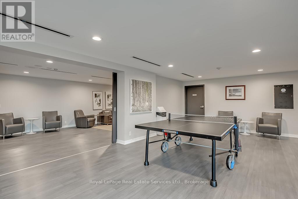 1205 - 1940 Ironstone Drive, Burlington, Ontario  L7L 0E4 - Photo 38 - W13054180