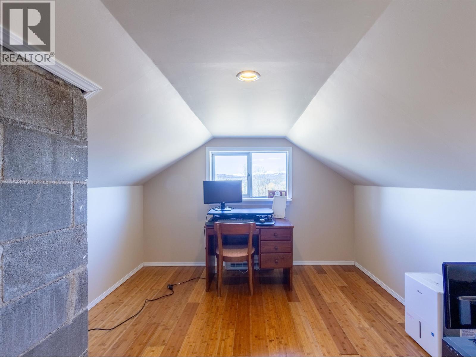 17764 E Quick Road, Telkwa, British Columbia  V0J 2X2 - Photo 17 - R3116828