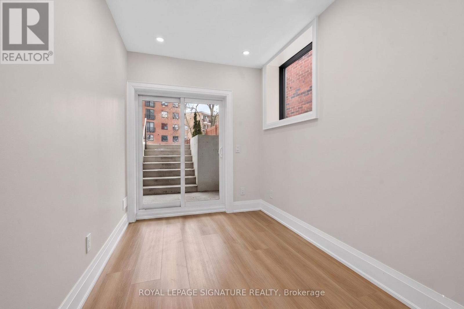 245 Ferris Road, Toronto, Ontario  M4B 1H2 - Photo 40 - E13053448