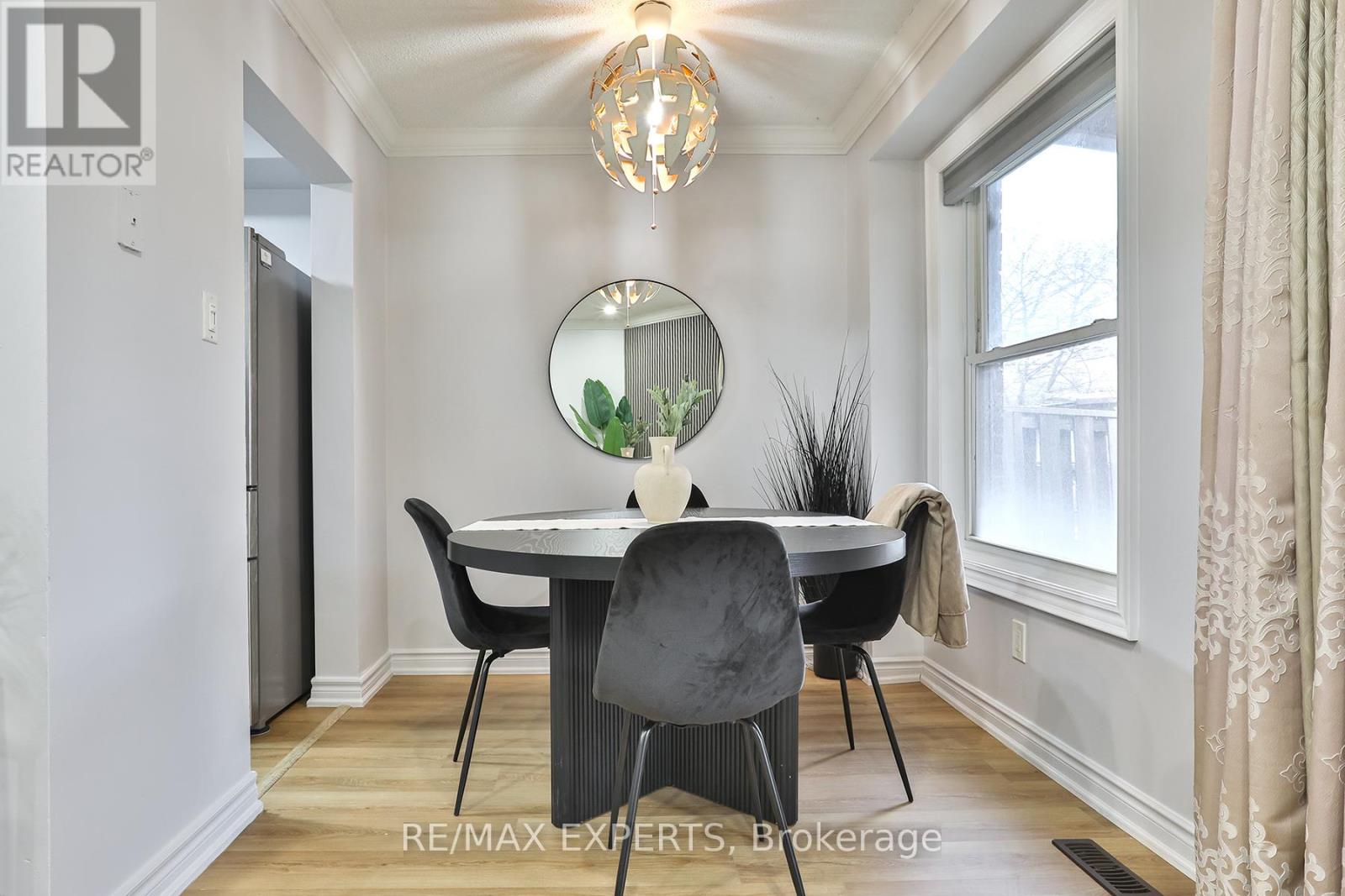 16 Hetherington Place, Brampton, Ontario  L6S 5M7 - Photo 10 - W13048898