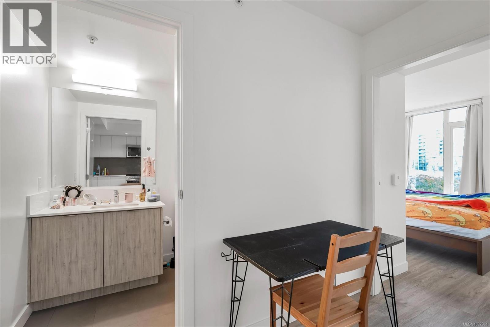 503 845 Johnson St, Victoria, British Columbia  V8W 0G3 - Photo 17 - 1032981