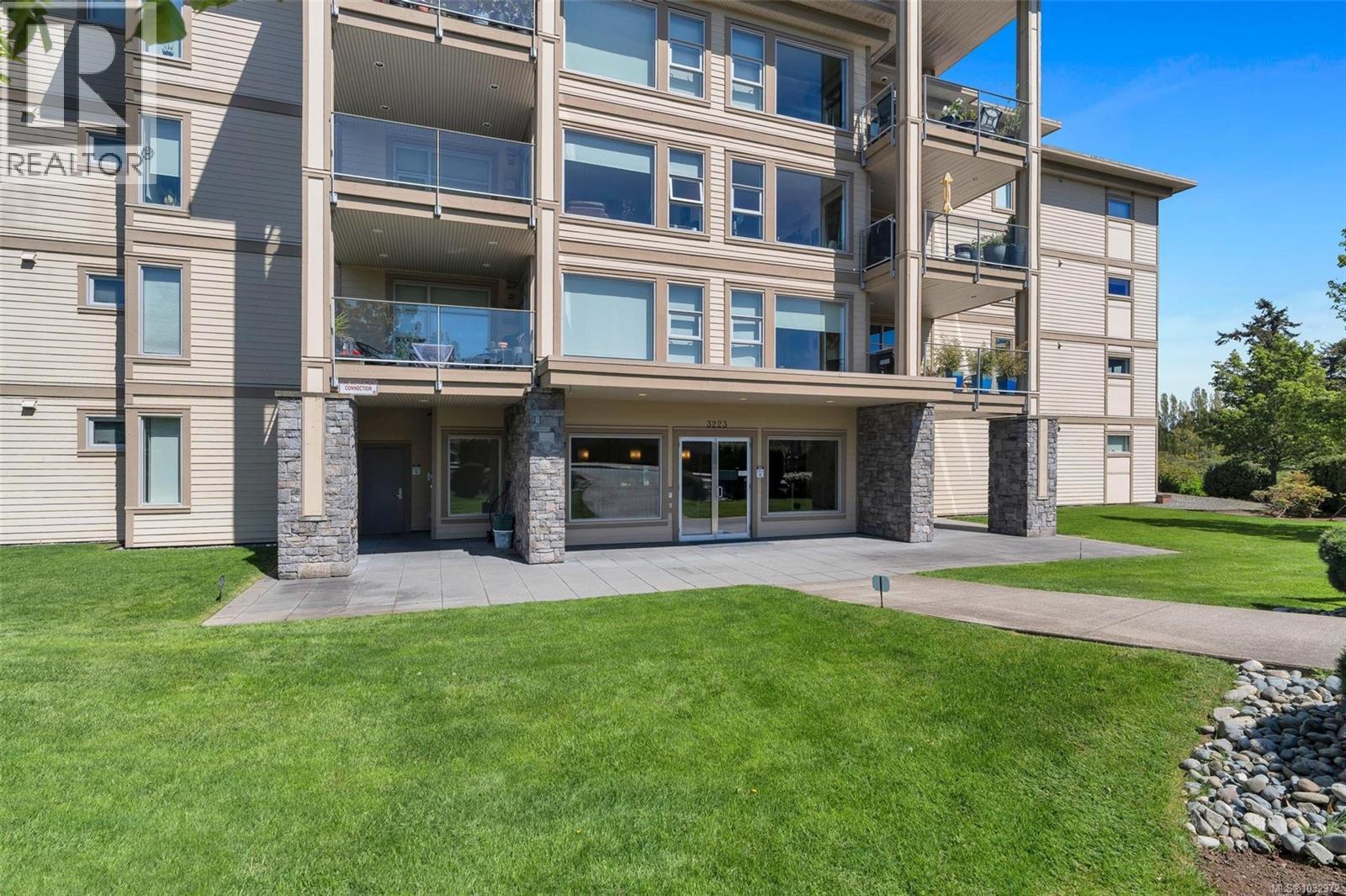 407 3223 Selleck Way, Colwood, British Columbia  V9C 3M8 - Photo 2 - 1032972