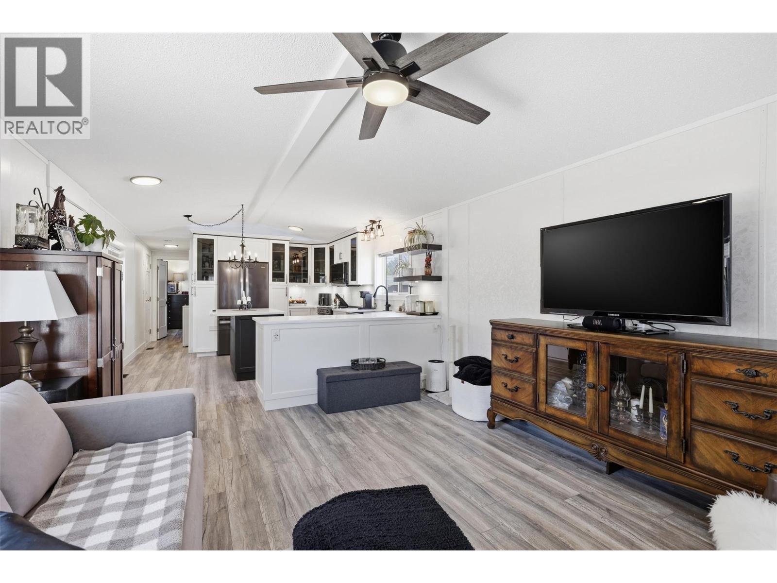 3 Saturn Drive, Kamloops, British Columbia  V2B 1B1 - Photo 8 - 10385199