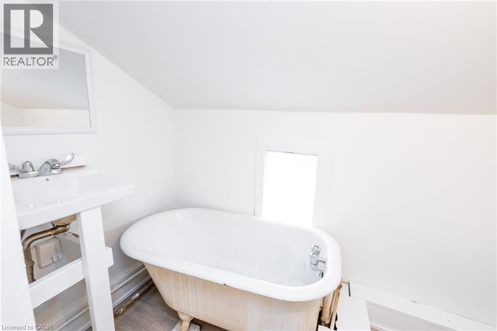 36 Bruce Street, Oshawa, Ontario  L1H 1P7 - Photo 15 - 40824803