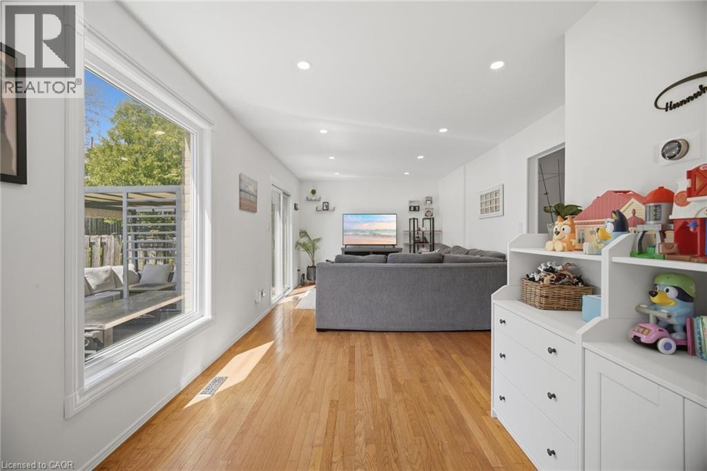 2395 Arnold Crescent, Burlington, Ontario  L7P 4J2 - Photo 17 - 40824793