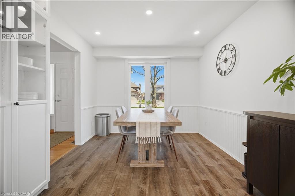 2395 Arnold Crescent, Burlington, Ontario  L7P 4J2 - Photo 7 - 40824793