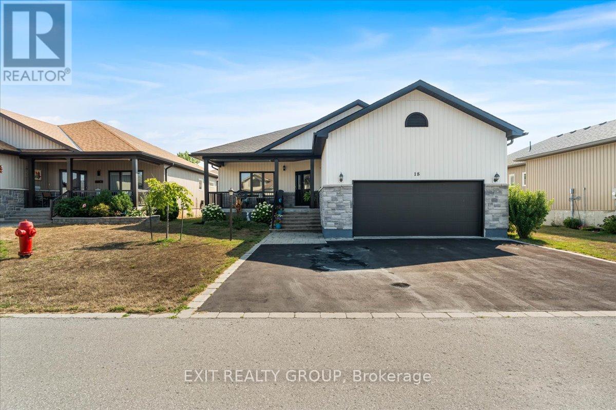 18 GILBERT CRESCENT, Prince Edward County, Ontario
