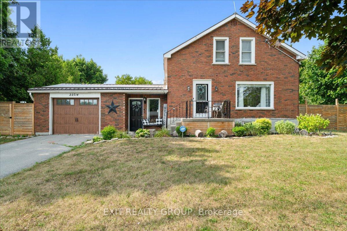 22714 LOYALIST PARKWAY, Quinte West, Ontario