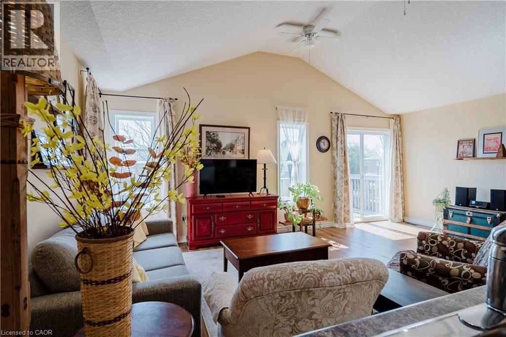 90 Captain Mccallum Drive, New Hamburg, Ontario  N3A 0B7 - Photo 3 - 40822906