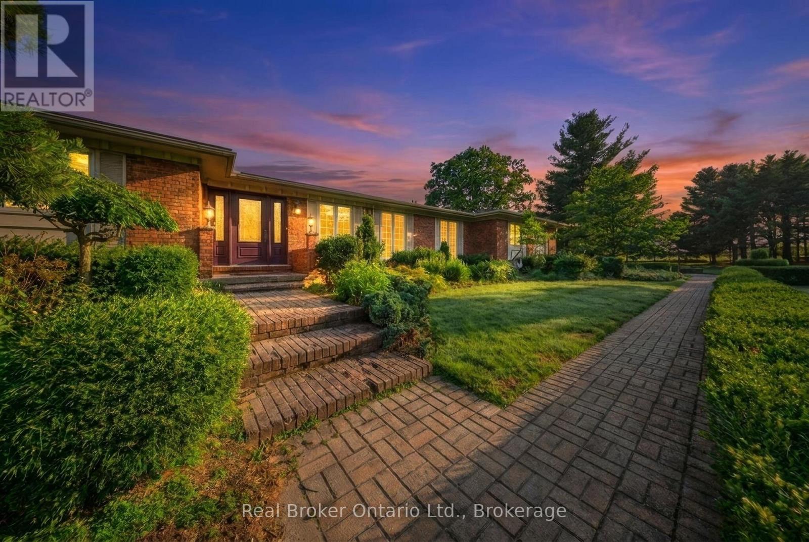 3 Meadowbrook Court, Brant, Ontario  N0E 1N0 - Photo 3 - X13054246