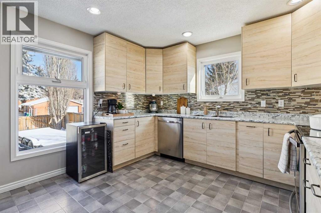 304 Marquis Place Se, Airdrie, Alberta  T4A 1X9 - Photo 15 - A2288858