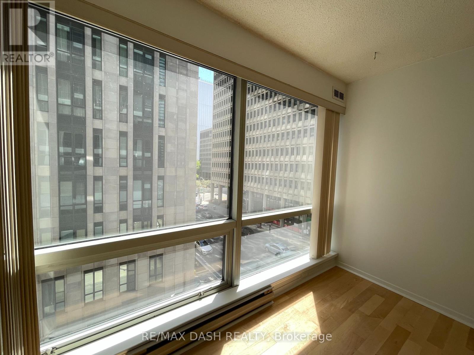 Unknown Address, ,    - Photo 24 - C13054068