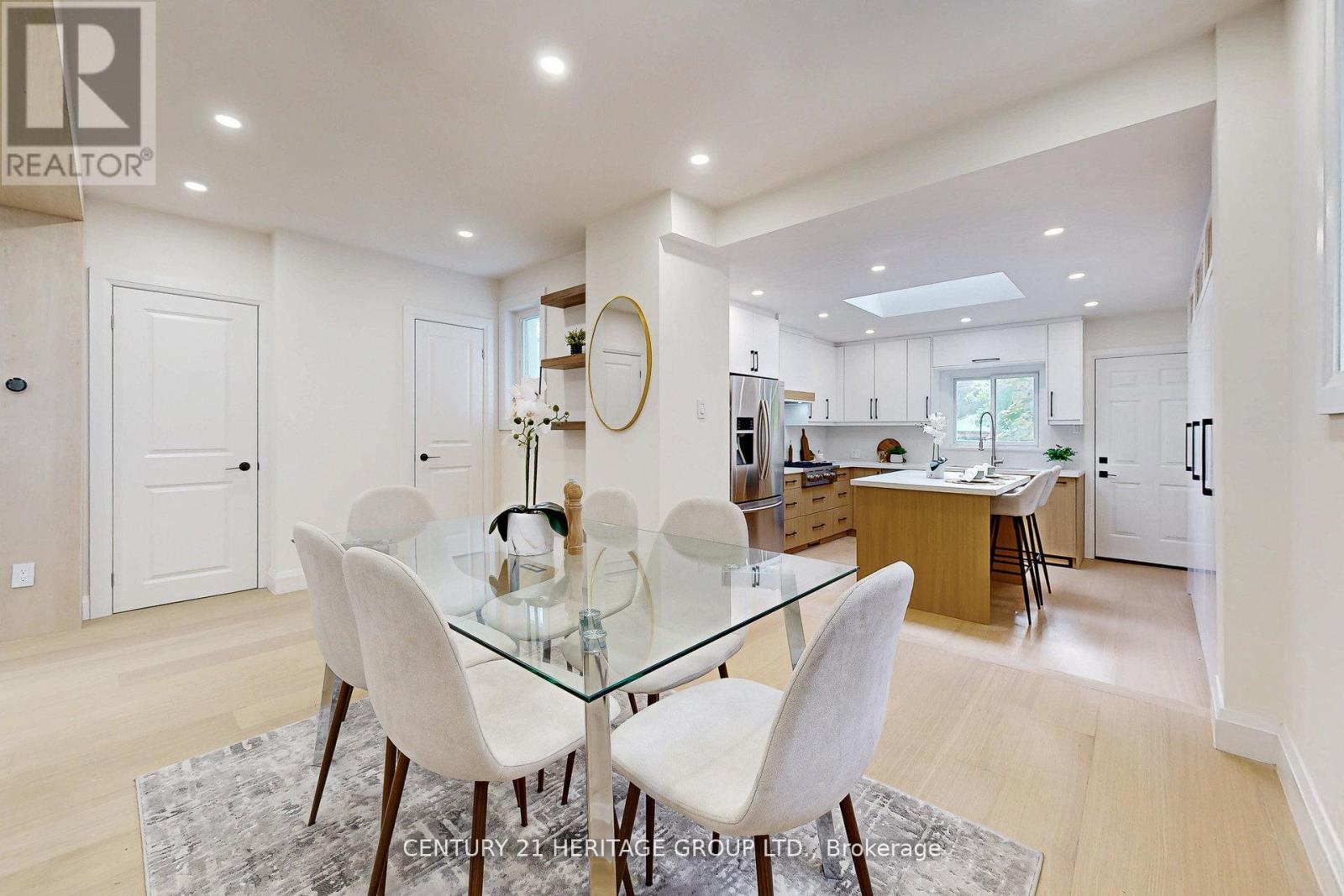 547 Melrose Avenue, Toronto, Ontario  M5M 2A4 - Photo 10 - C13054070