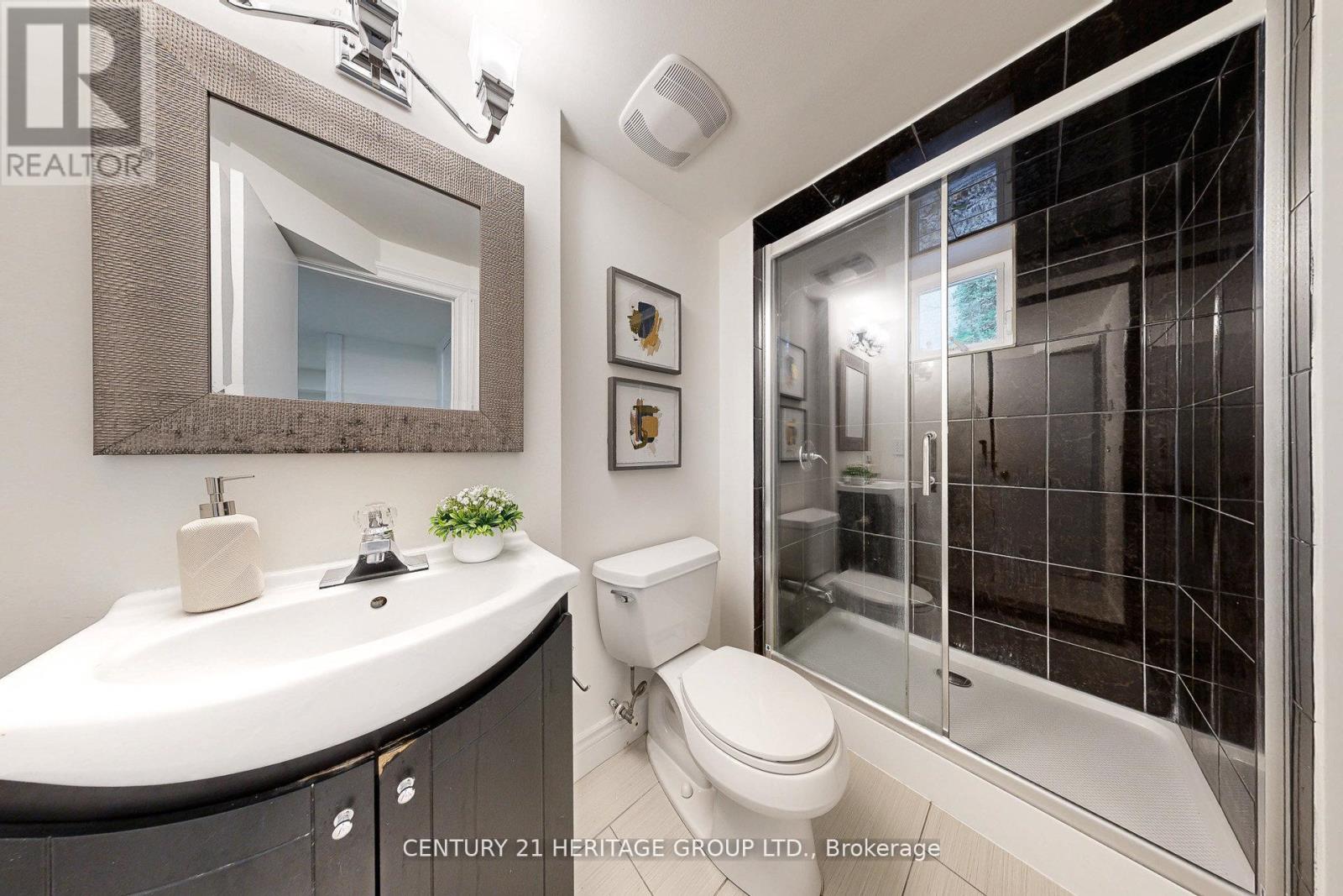 547 Melrose Avenue, Toronto, Ontario  M5M 2A4 - Photo 25 - C13054070