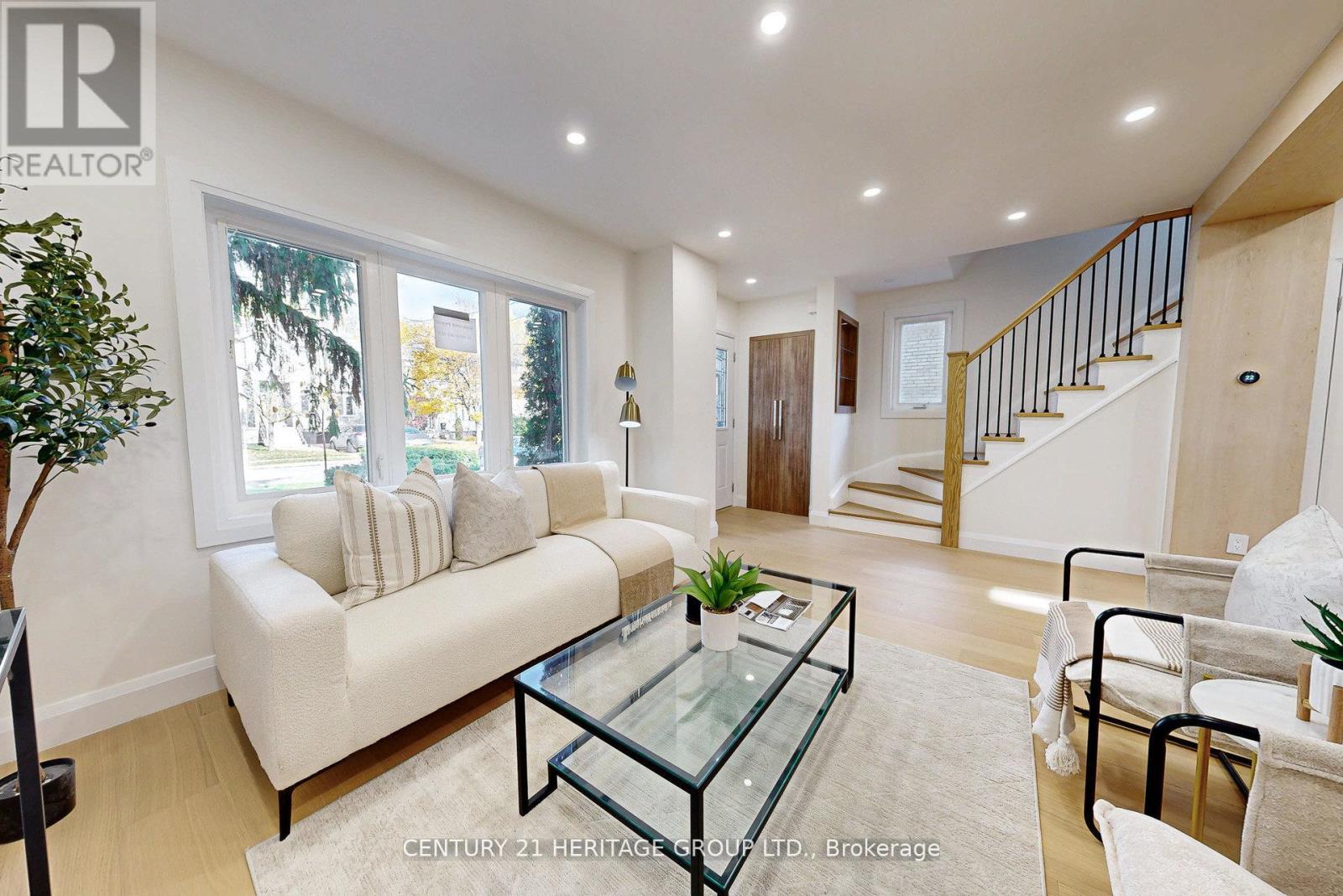 547 Melrose Avenue, Toronto, Ontario  M5M 2A4 - Photo 5 - C13054070