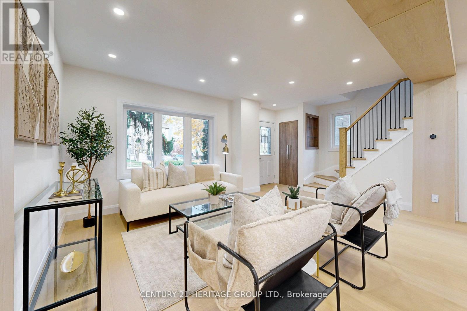 547 Melrose Avenue, Toronto, Ontario  M5M 2A4 - Photo 7 - C13054070