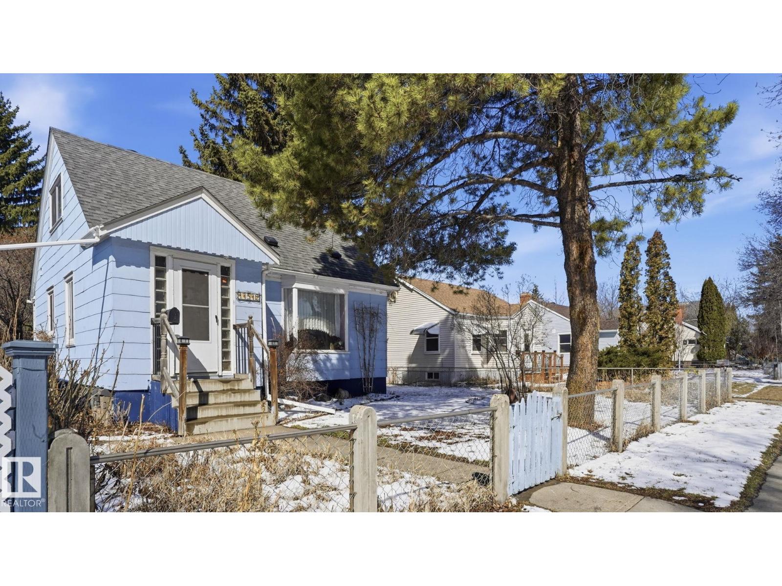 11512 86 ST NW, edmonton, Alberta