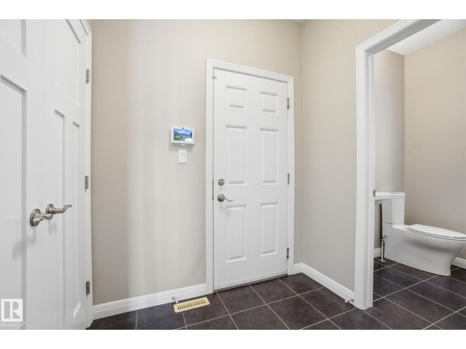 3875 Agar Green SW, Edmonton, Alberta  T6W 2G3 - Photo 20 - E4484505