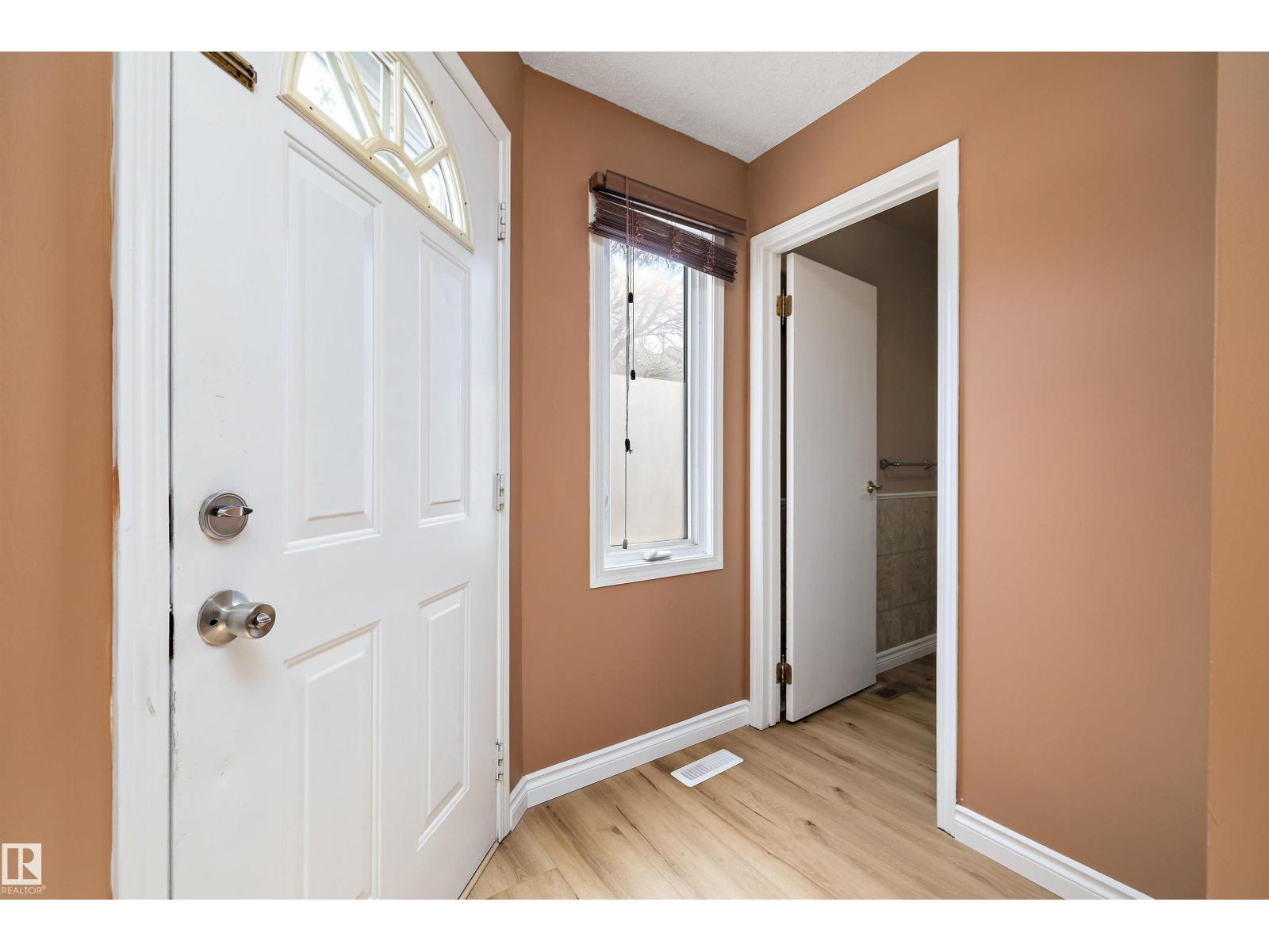 17423 92 Av Nw, Edmonton, Alberta  T5T 3W6 - Photo 3 - E4484506