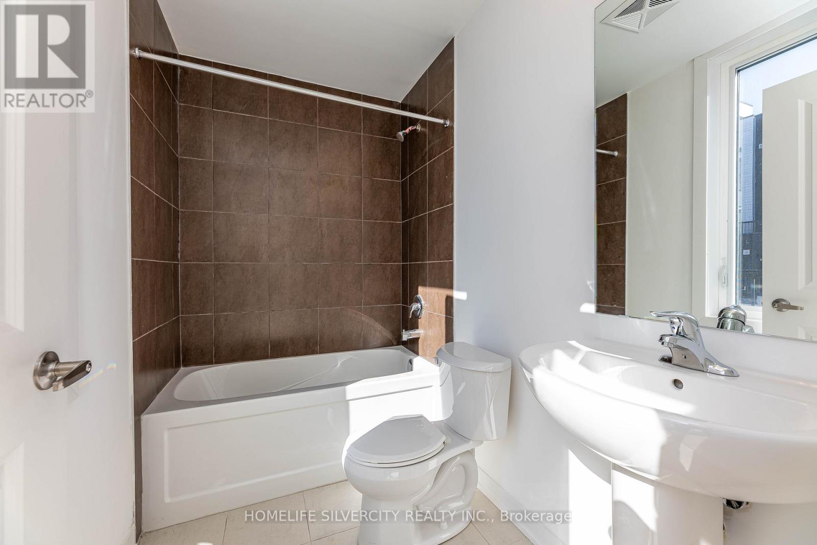 17 - 188 Angus Drive, Ajax, Ontario  L1S 5C3 - Photo 26 - E13054056